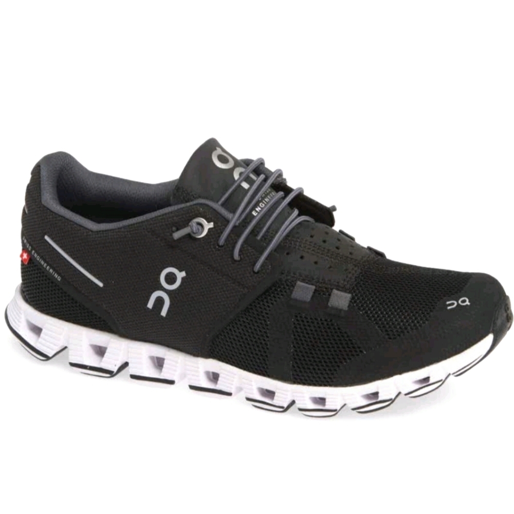 On cloud running shoes sneakers US 8